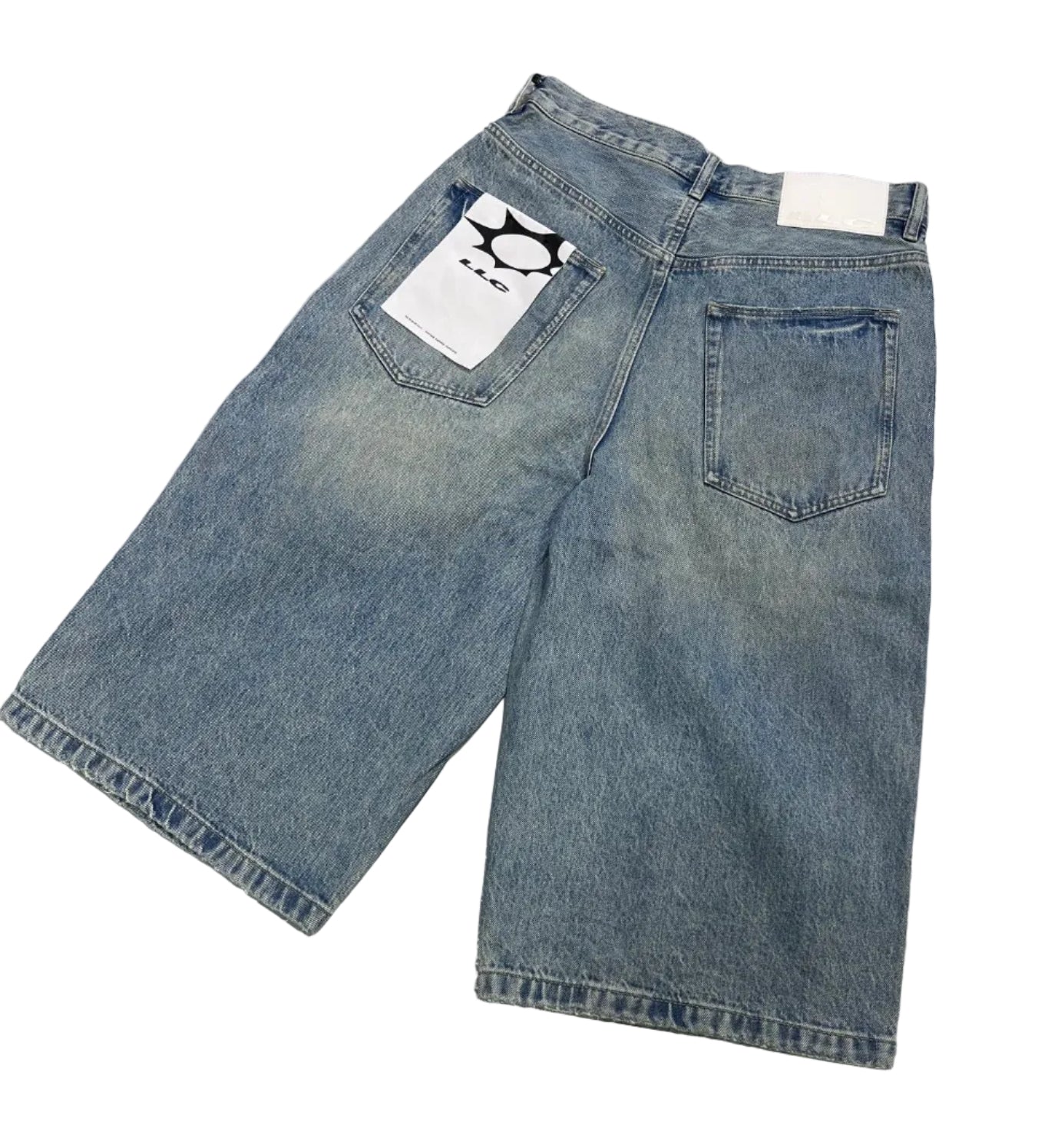 LLC - L0042 -LT INDIGO ACHROMATIC JORTS