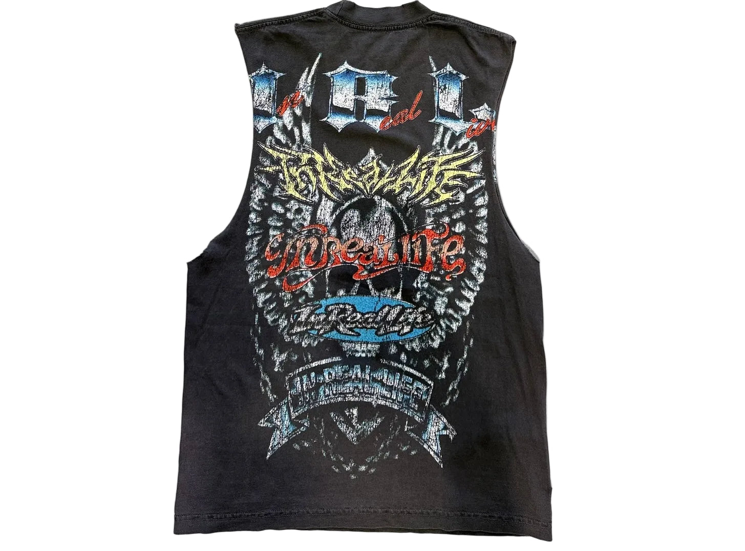IRL - KISS CUT OFF TEE