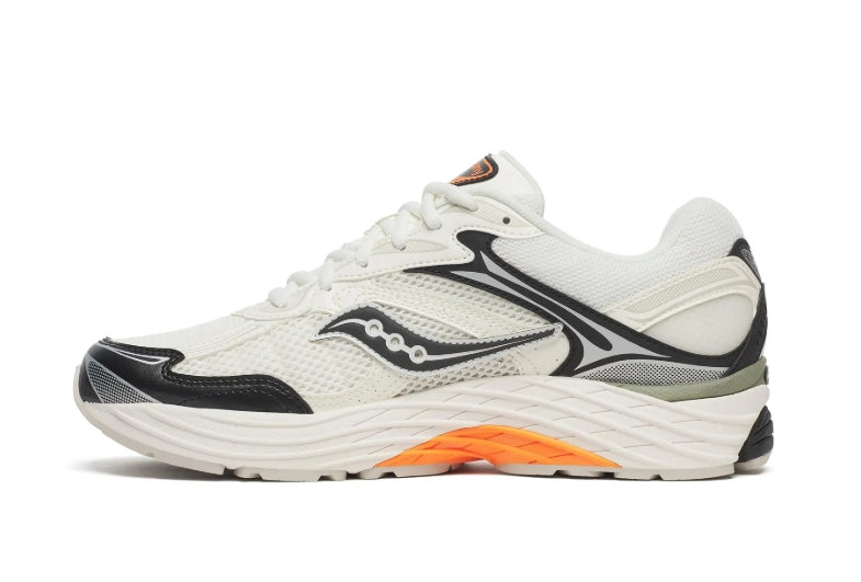 SAUCONY - PROGRID OMNI 9 - WHT/TUMERIC - S70999-8