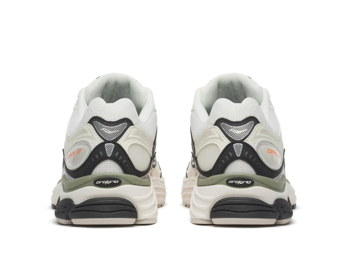 SAUCONY - PROGRID OMNI 9 - WHT/TUMERIC - S70999-8