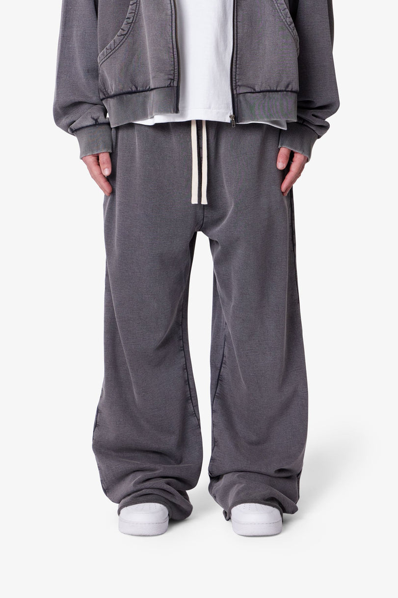 MNML - ULTRA BAGGY FLEECE SWEATPANTS