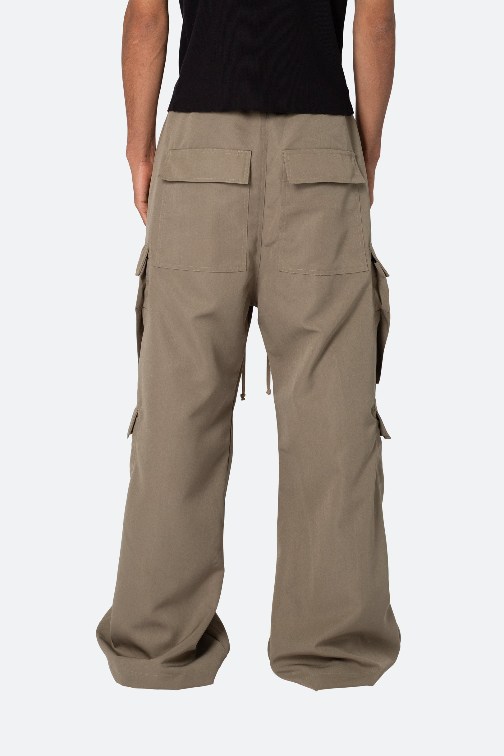 MNML - RAVE DOUBLE CARGO PANTS - OLIVE