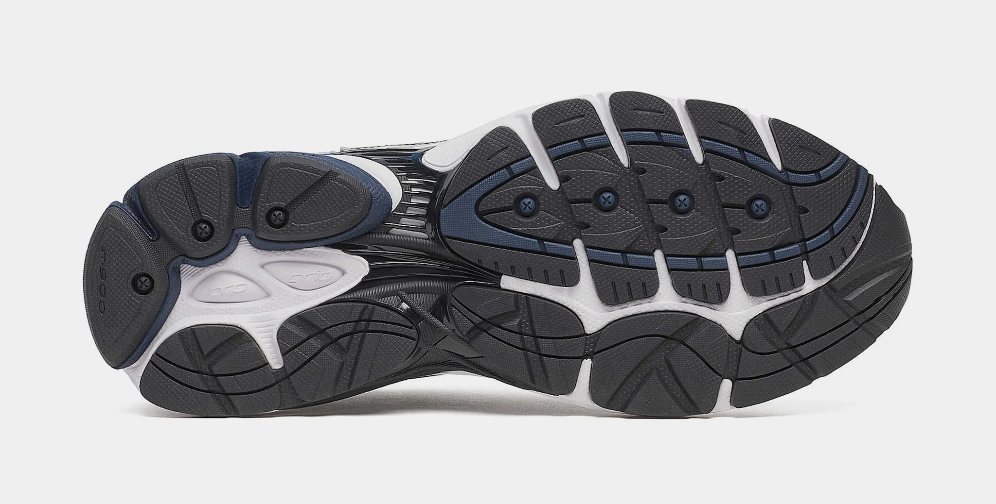 SAUCONY - PROGRID OMNI 9 - DEEP NAVY